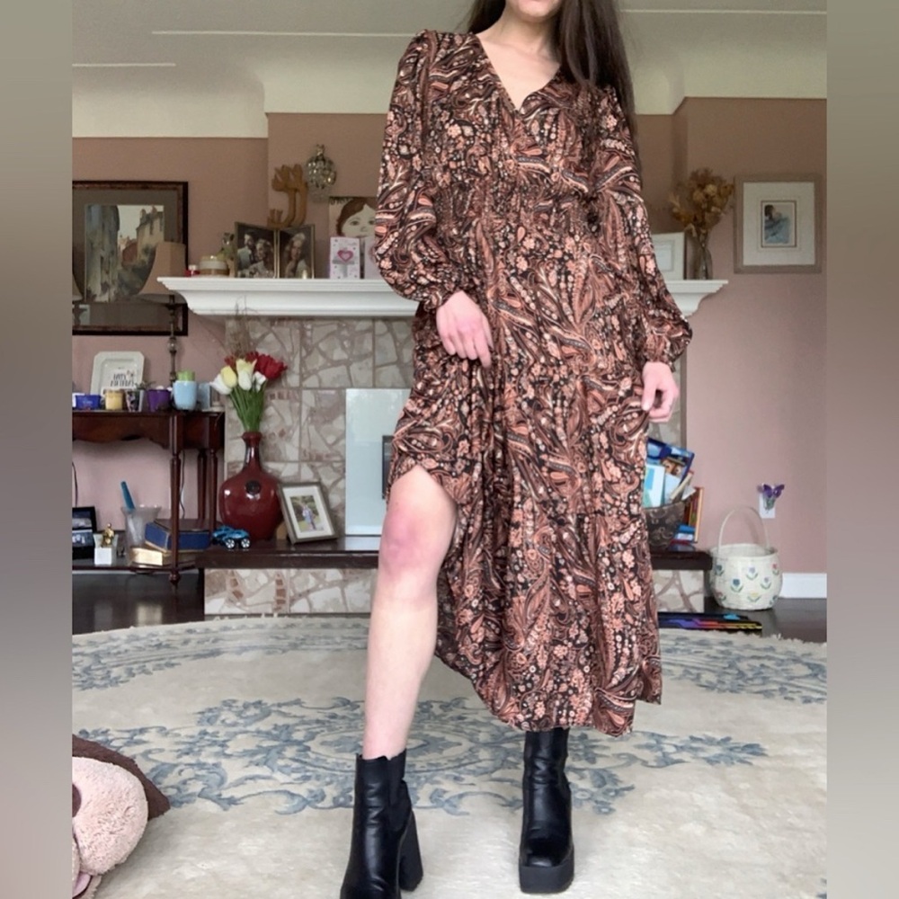 Dex Boho hippy Brown Paisley Patterned Dress